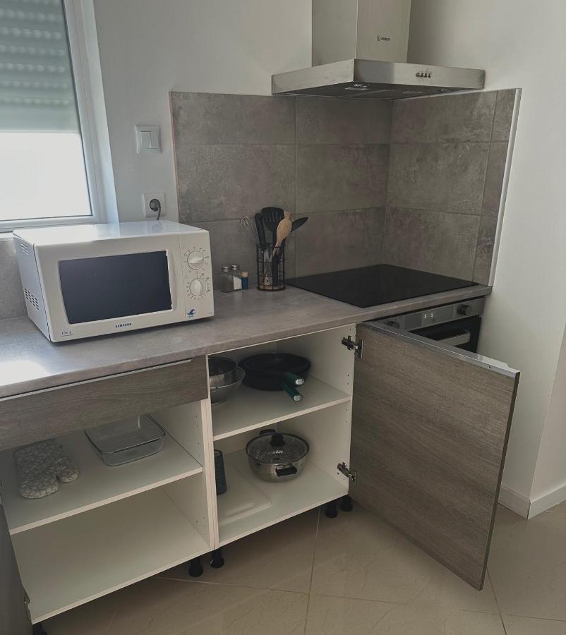 Appartement Petite Maison Studio Tout Confort Cosy Givors Autoroute Et Gare Extérieur photo