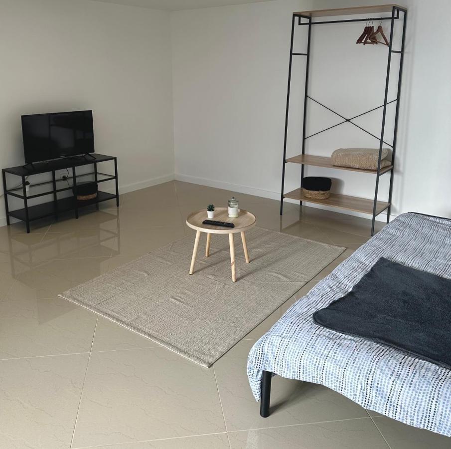 Appartement Petite Maison Studio Tout Confort Cosy Givors Autoroute Et Gare Extérieur photo