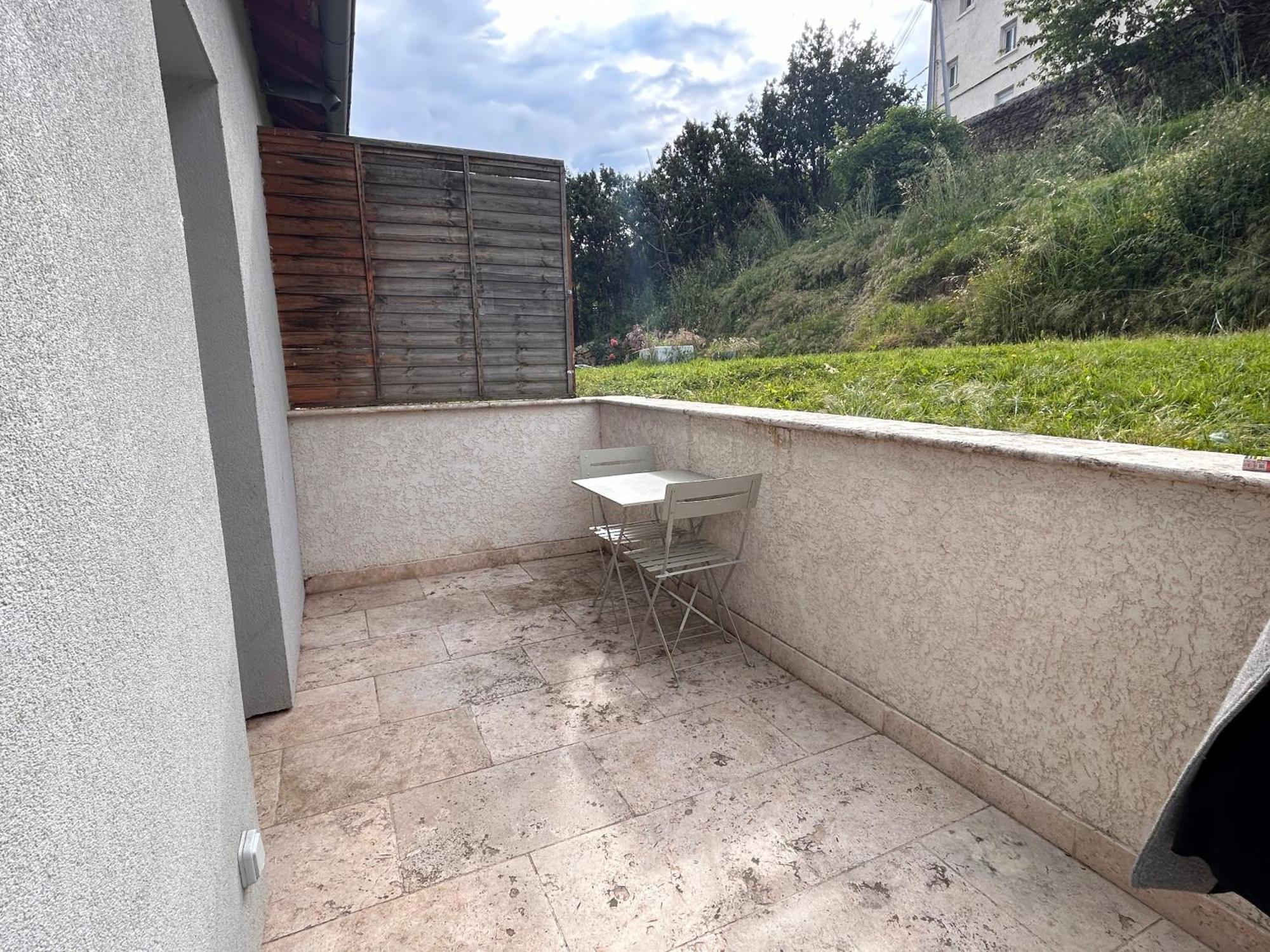 Appartement Petite Maison Studio Tout Confort Cosy Givors Autoroute Et Gare Extérieur photo